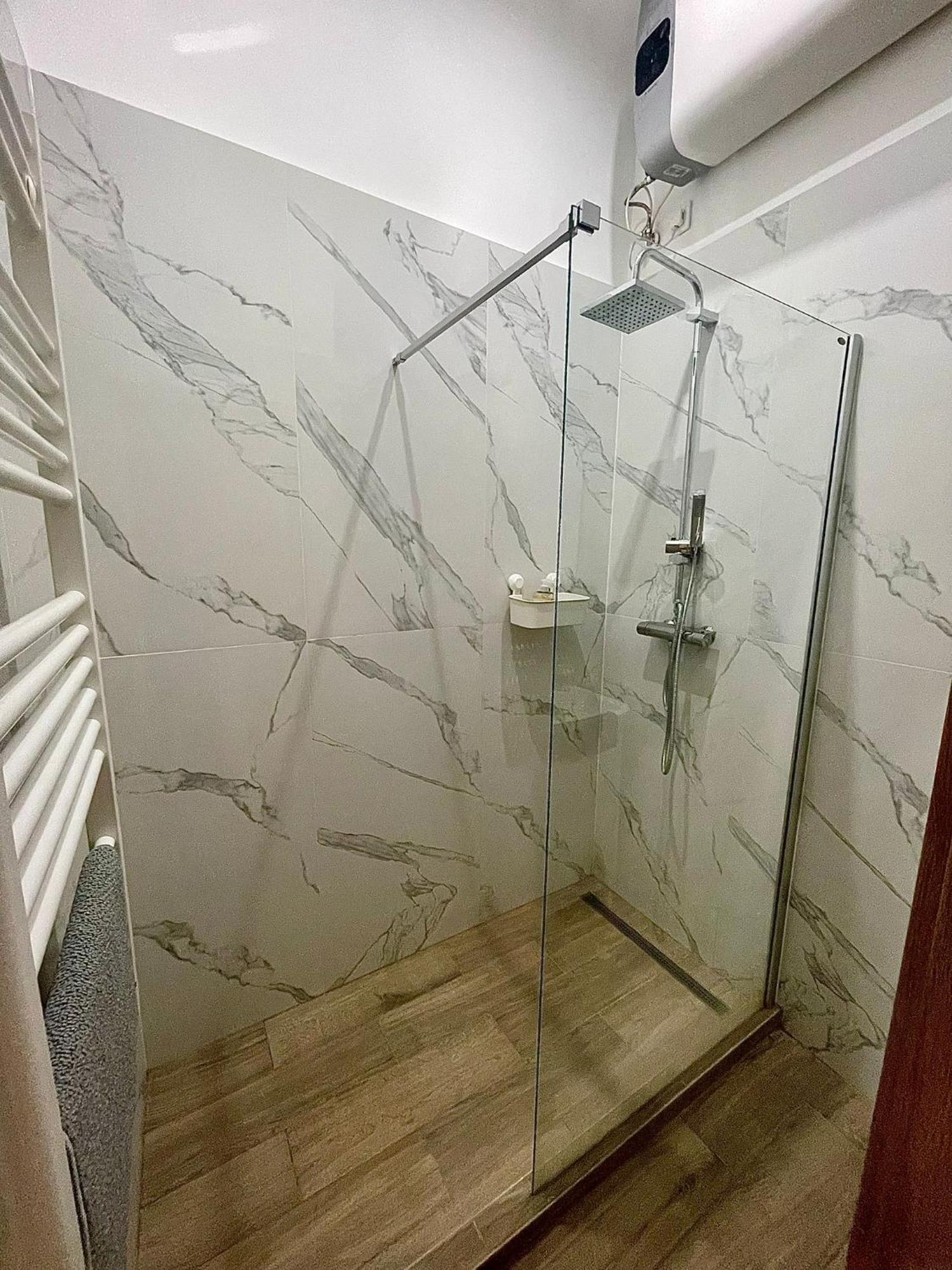 Home R1274 #Freeparking Будапеща Екстериор снимка