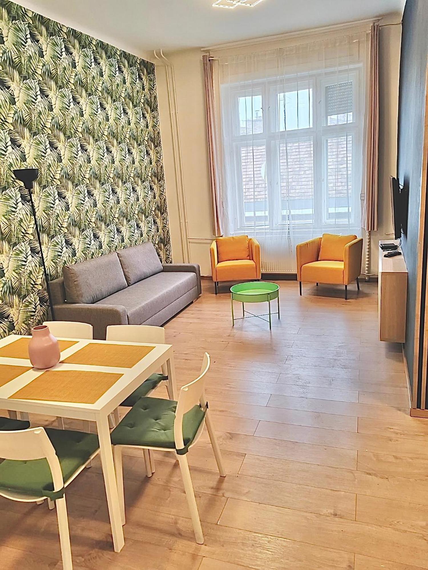 Home R1274 #Freeparking Будапеща Екстериор снимка