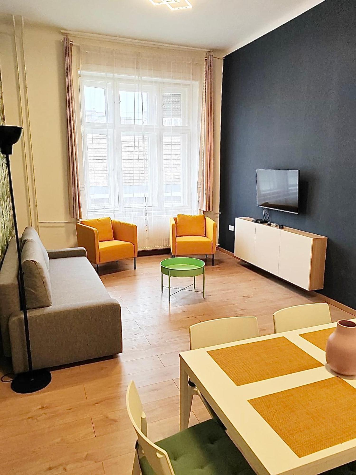 Home R1274 #Freeparking Будапеща Екстериор снимка