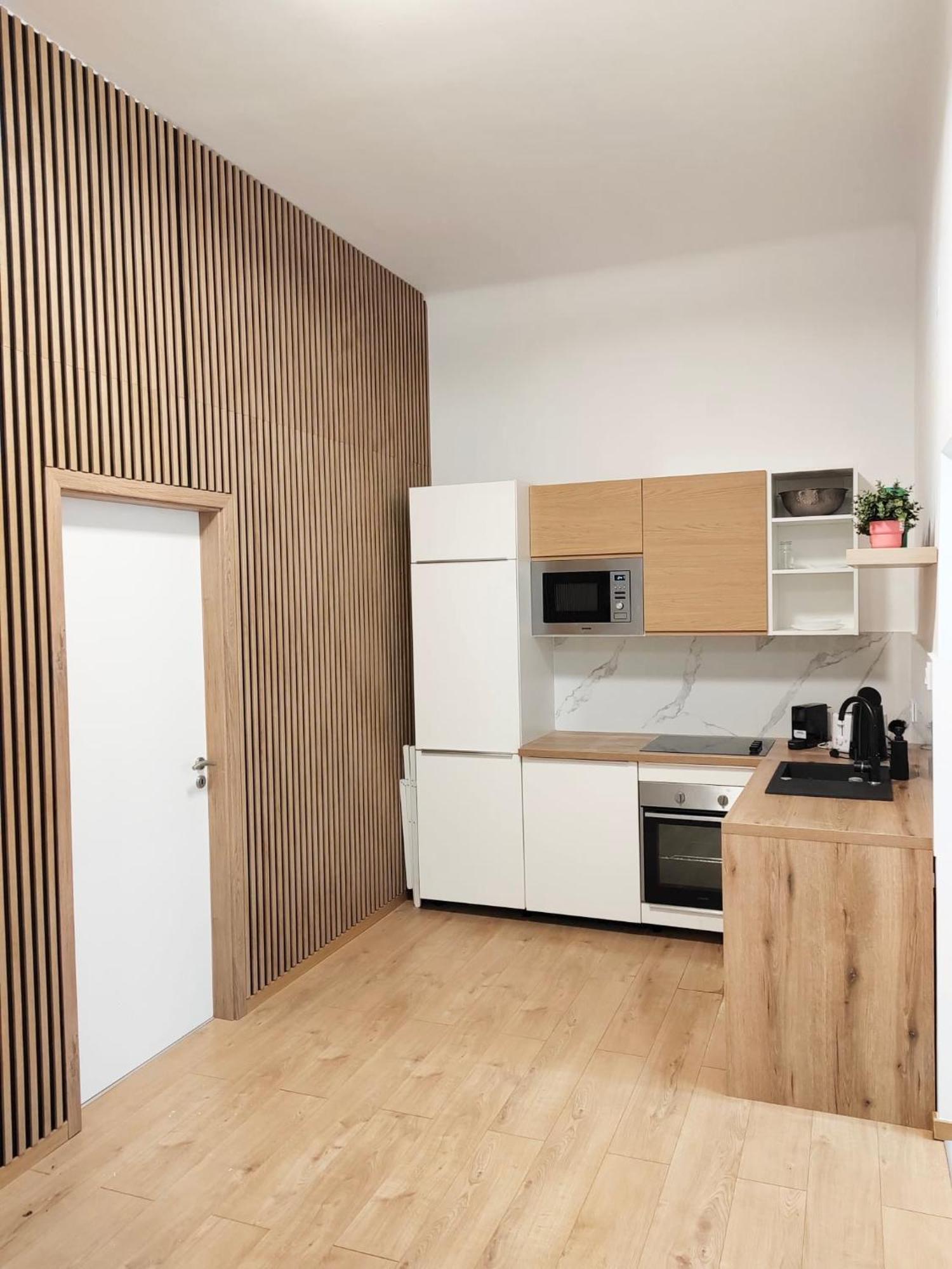 Home R1274 #Freeparking Будапеща Екстериор снимка